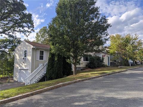 89 Morris St, Woonsocket, RI 02895 photo 1