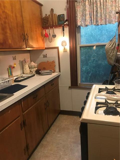 47 Salisbury St, Woonsocket, RI 02895 photo 17