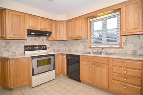 2 Champion St, Westerly, RI 02891 photo 8