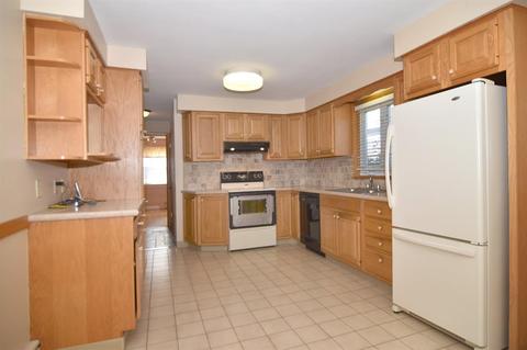 2 Champion St, Westerly, RI 02891 photo 7