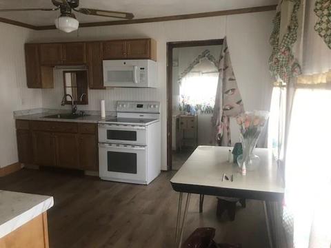 44 Cottage St, Warwick, RI 02886 photo 5