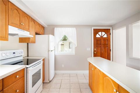 75 Ithica St, Warwick, RI 02889 photo 14