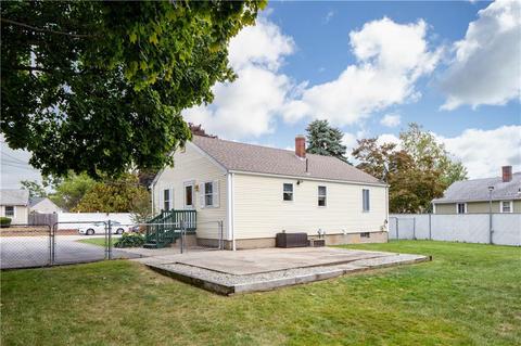 75 Ithica St, Warwick, RI 02889 photo 7