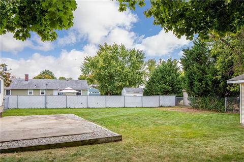 75 Ithica St, Warwick, RI 02889 photo 6