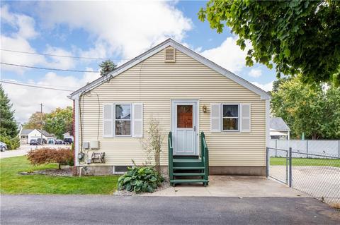 75 Ithica St, Warwick, RI 02889 photo 5