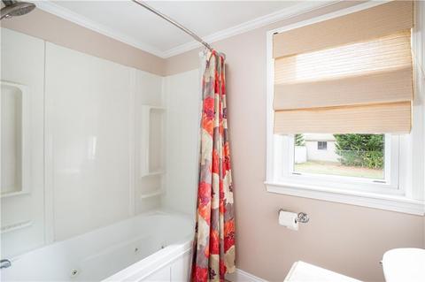 75 Ithica St, Warwick, RI 02889 photo 20