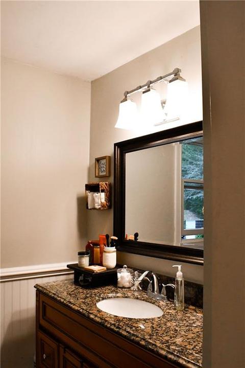 9 S County Trl, Exeter, RI 02822 photo 15