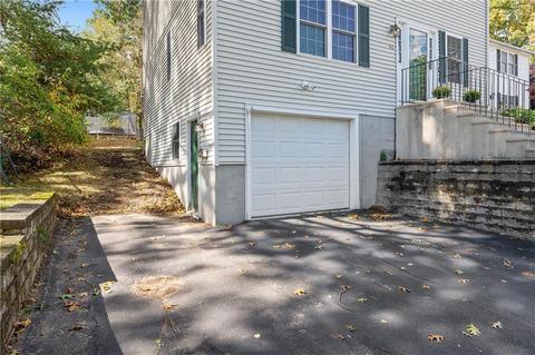 86 Beacon Ave, Woonsocket, RI 02895 photo 4