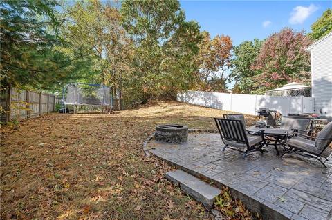 86 Beacon Ave, Woonsocket, RI 02895 photo 27