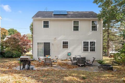 86 Beacon Ave, Woonsocket, RI 02895 photo 28
