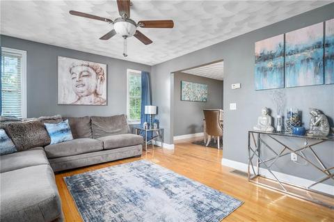 86 Beacon Ave, Woonsocket, RI 02895 photo 12