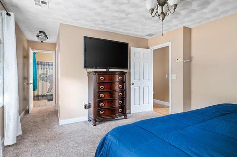 86 Beacon Ave, Woonsocket, RI 02895 photo 19