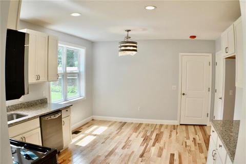 44 Roberge Ave, Woonsocket, RI 02895 photo 5