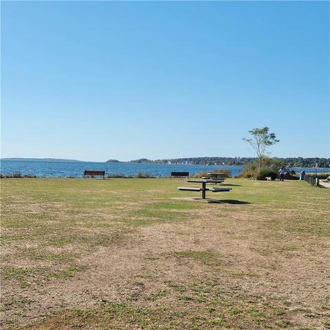 87 Vohlander St, Warwick, RI 02889 photo 39