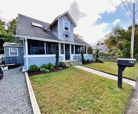 87 Vohlander St, Warwick, RI 02889 photo 1