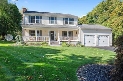 63 Viva Way, Woonsocket, RI 02895 photo 1