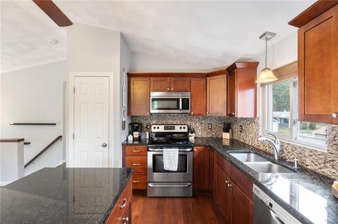 23 Brighton Ave, Warwick, RI 02886 photo 7