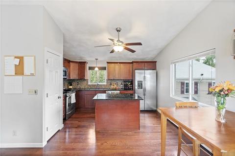23 Brighton Ave, Warwick, RI 02886 photo 4