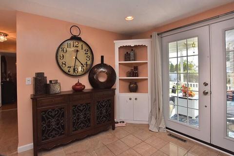 10 Walker Rd, Warwick, RI 02889 photo 9