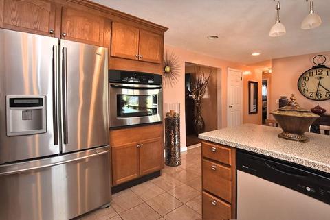 10 Walker Rd, Warwick, RI 02889 photo 6