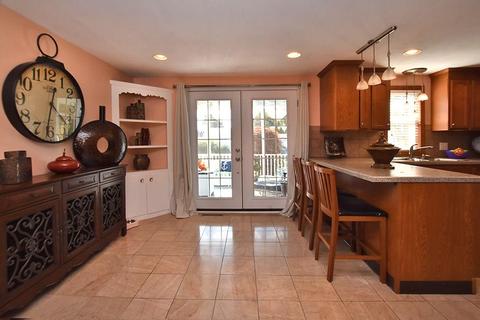 10 Walker Rd, Warwick, RI 02889 photo 8