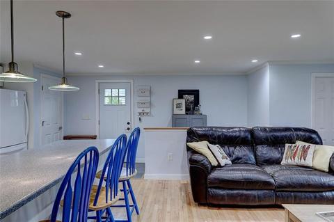 197 Morse Ave, Woonsocket, RI 02895 photo 13