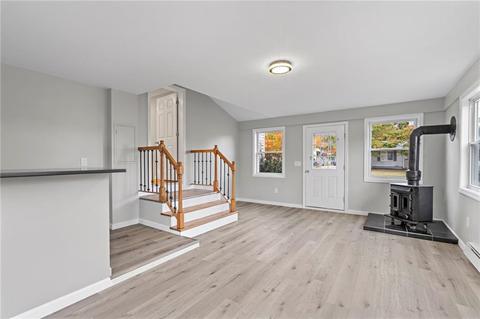20 Sheppard Dr, Warwick, RI 02886 photo 4