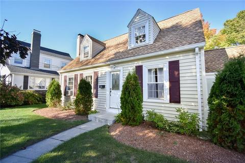 147 Vaughn Ave, Warwick, RI 02886 photo 2