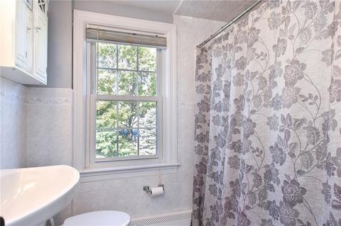 147 Vaughn Ave, Warwick, RI 02886 photo 28