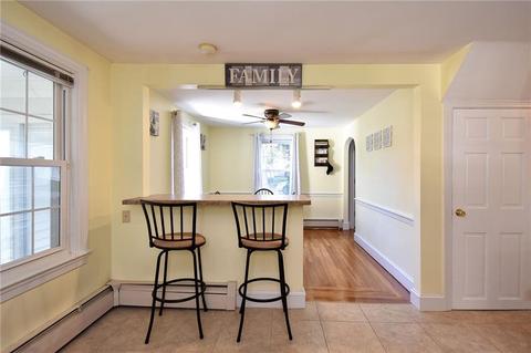 147 Vaughn Ave, Warwick, RI 02886 photo 9