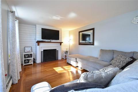 147 Vaughn Ave, Warwick, RI 02886 photo 13