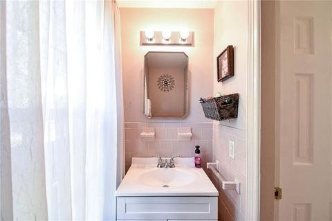 147 Vaughn Ave, Warwick, RI 02886 photo 20