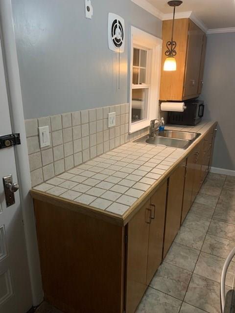 70 Brightside Ave, Warwick, RI 02889 photo 5