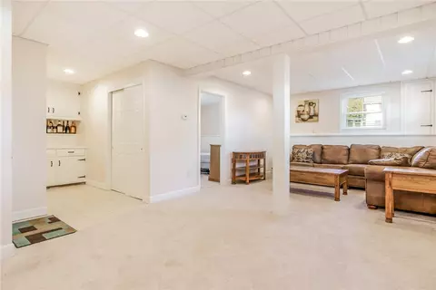 9 Charles Ave, Westerly, RI 02891 photo 15