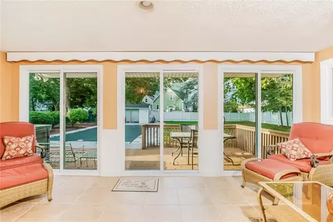 9 Charles Ave, Westerly, RI 02891 photo 18