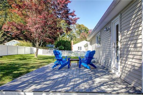 7 Gorham Pl, Bristol, RI 02809 photo 6