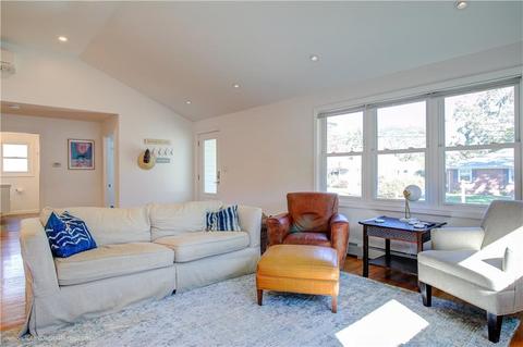 7 Gorham Pl, Bristol, RI 02809 photo 22