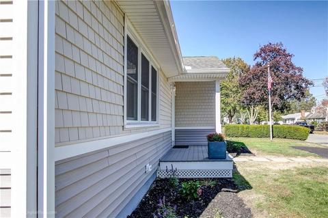 7 Gorham Pl, Bristol, RI 02809 photo 40