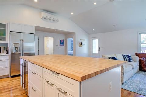 7 Gorham Pl, Bristol, RI 02809 photo 11