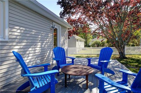 7 Gorham Pl, Bristol, RI 02809 photo 37