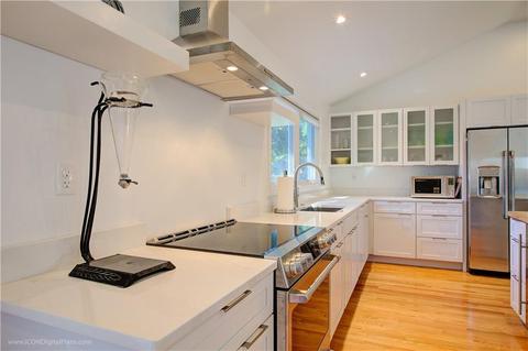 7 Gorham Pl, Bristol, RI 02809 photo 12