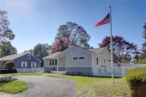 7 Gorham Pl, Bristol, RI 02809 photo 48