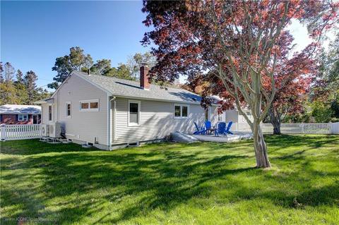 7 Gorham Pl, Bristol, RI 02809 photo 5