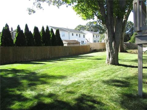 31 Milton Rd, Warwick, RI 02888 photo 3