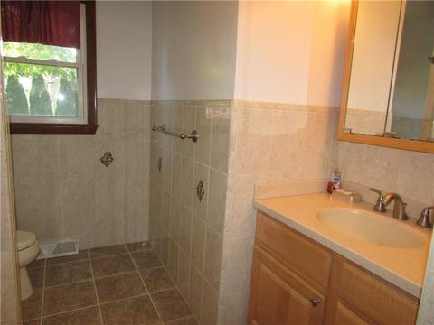 31 Milton Rd, Warwick, RI 02888 photo 8