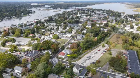 676 Main St, Warren, RI 02885 photo 10
