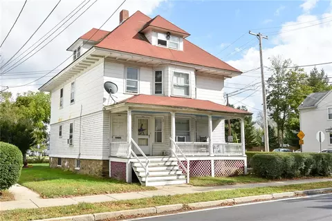 676 Main St, Warren, RI 02885 photo 3