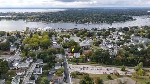 676 Main St, Warren, RI 02885 photo 11