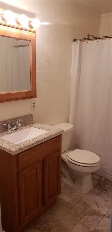 736 Bernon St, Woonsocket, RI 02895 photo 6