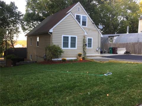 736 Bernon St, Woonsocket, RI 02895 photo 21